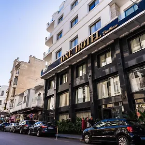 One Hotell