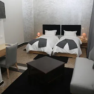 Hotel Point Du Jour, Casa Blanca